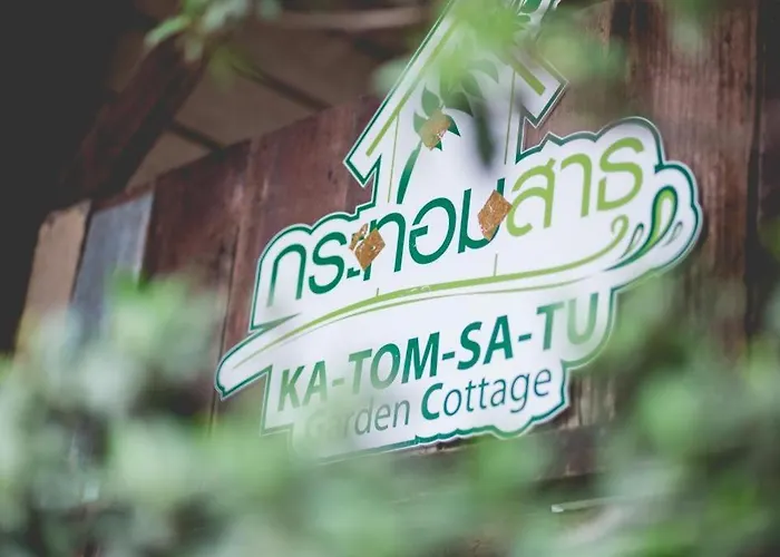 รีสอร์ท Katom Satu Photharam